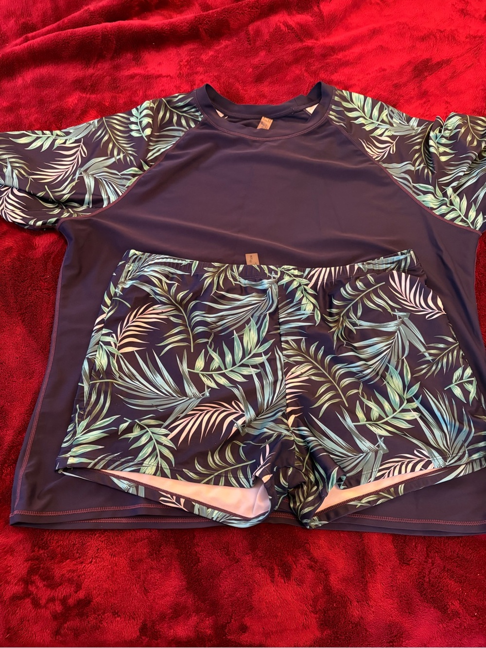 🩱 Navy Tropical Print Athletic Swim Top & Shorts Set — 20W